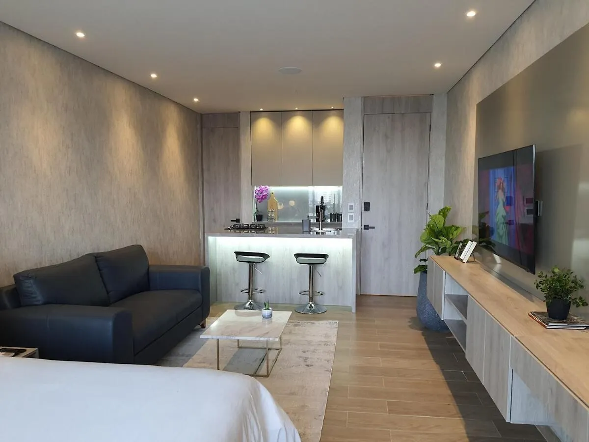 Moderna Suite Con Balcon Y Vista Al Lago Y Al Mar Cartagena Daire