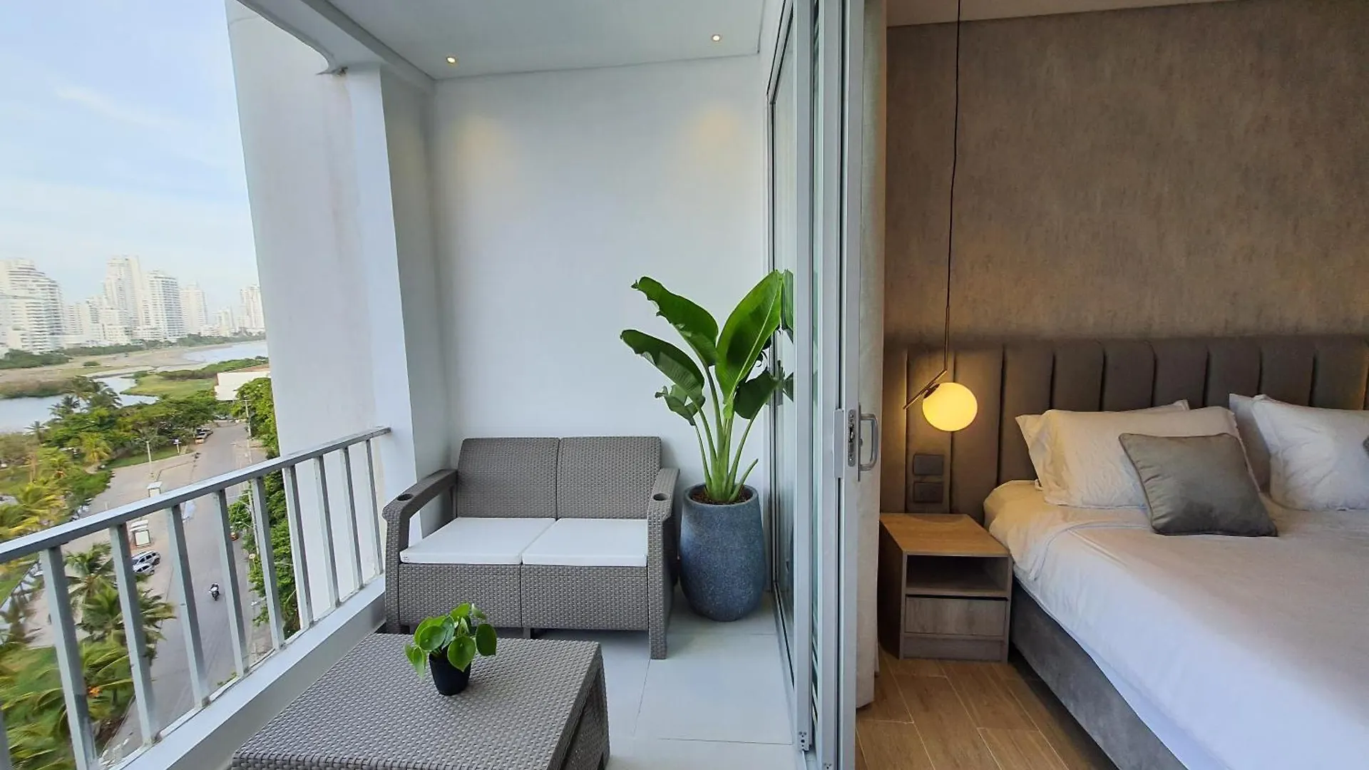 Moderna Suite Con Balcon Y Vista Al Lago Y Al Mar Cartagena 0*,  Kolombiya